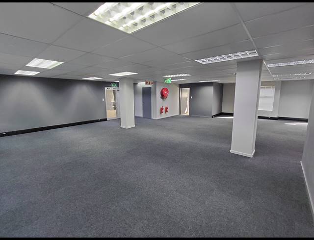 248M² OFFICE TO LET IN KYALAMI